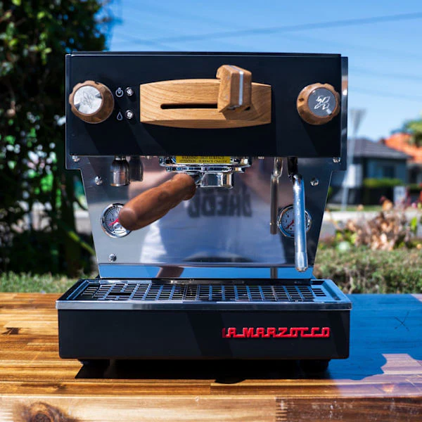 Ex-Showroom La Marzocco Linea Mini Black with Specht Timber Kit IOT
